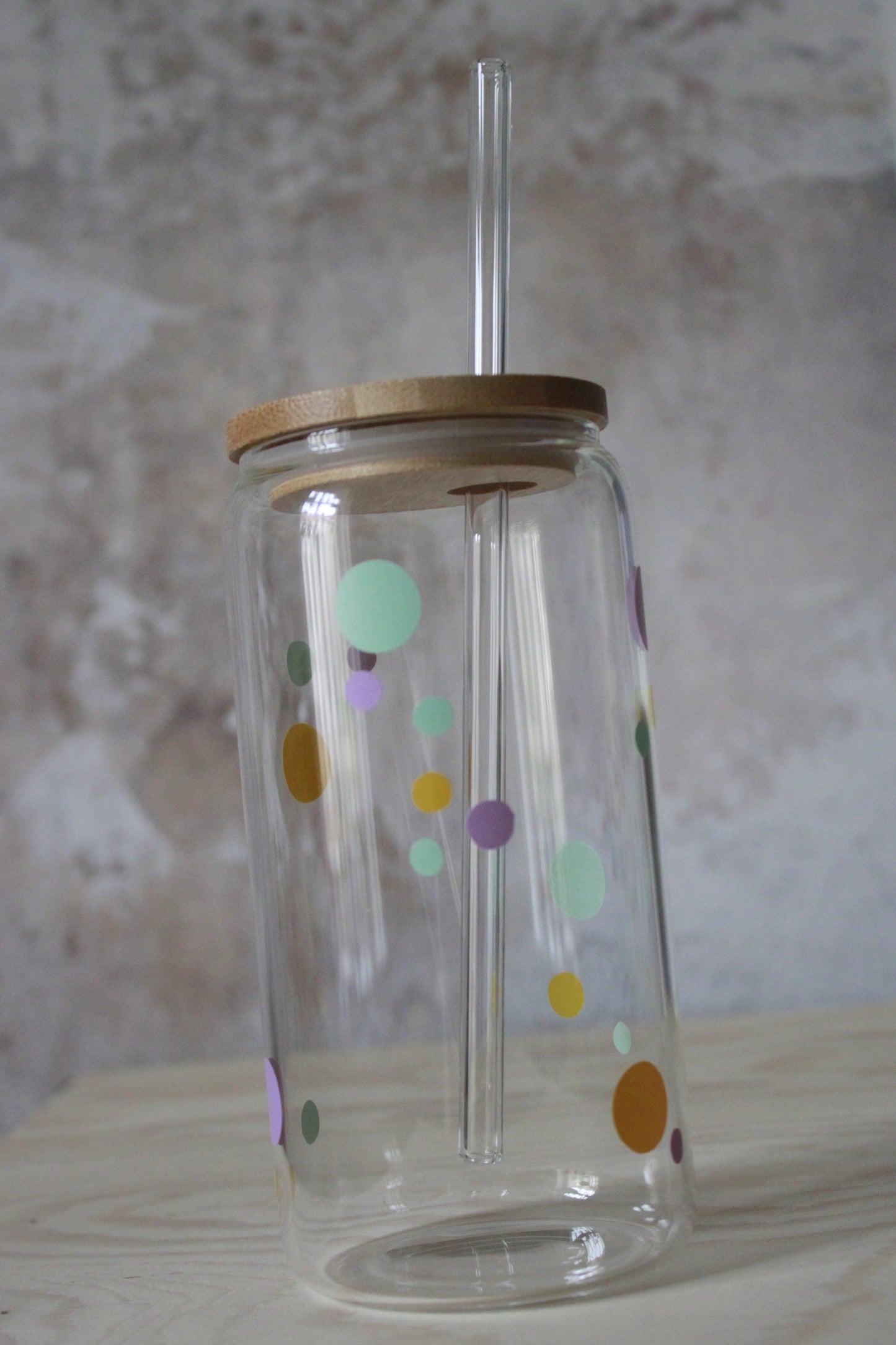 Glas mit Bambusdeckel