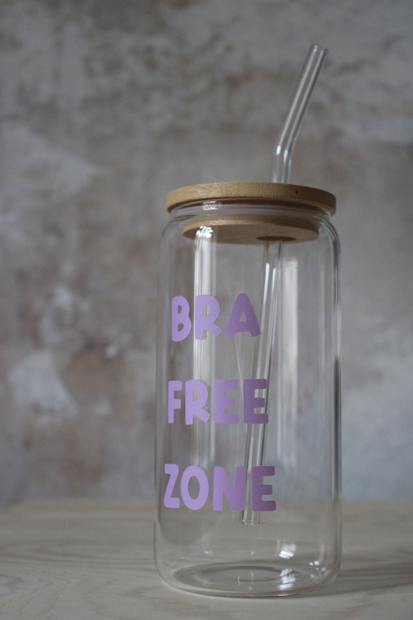 Glas mit Bambusdeckel